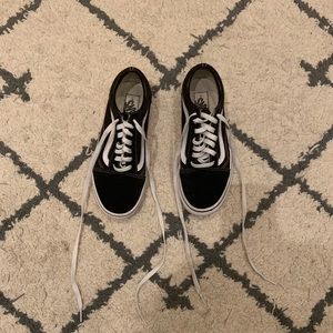 Old skool vans sneakers